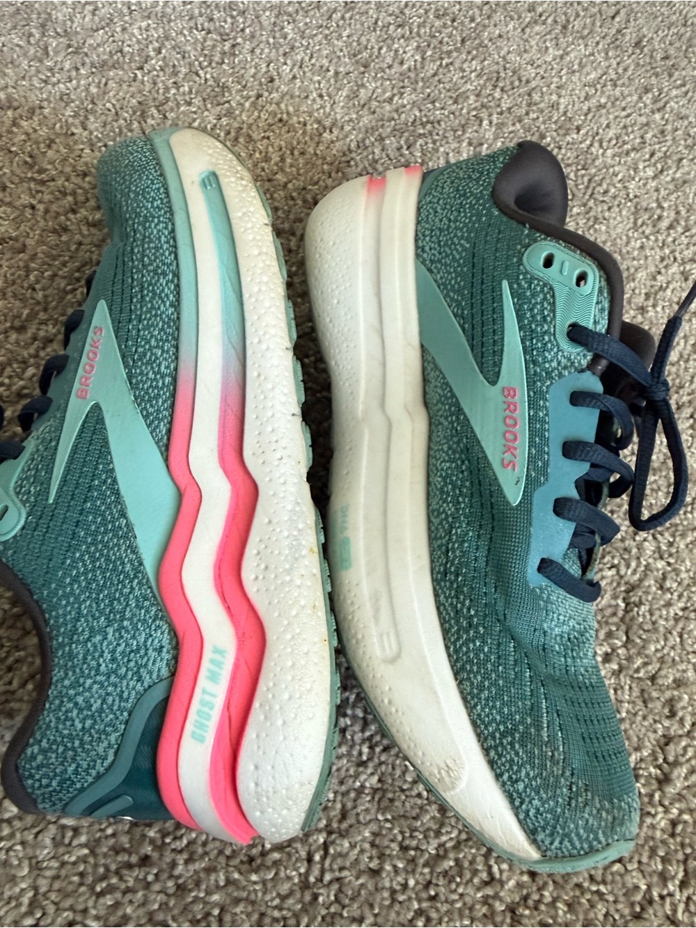 Brooks Women's Teal and Pink Athletic Running Shoes - Picture 2 of 16